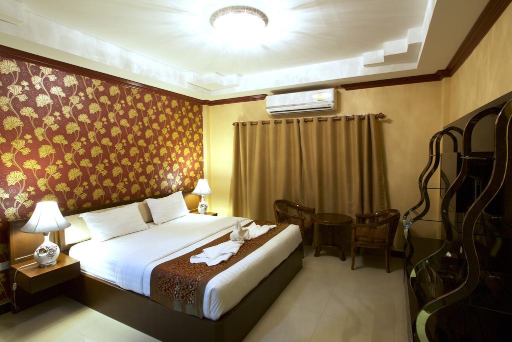 Katesiree Residence Pattaya Zimmer foto